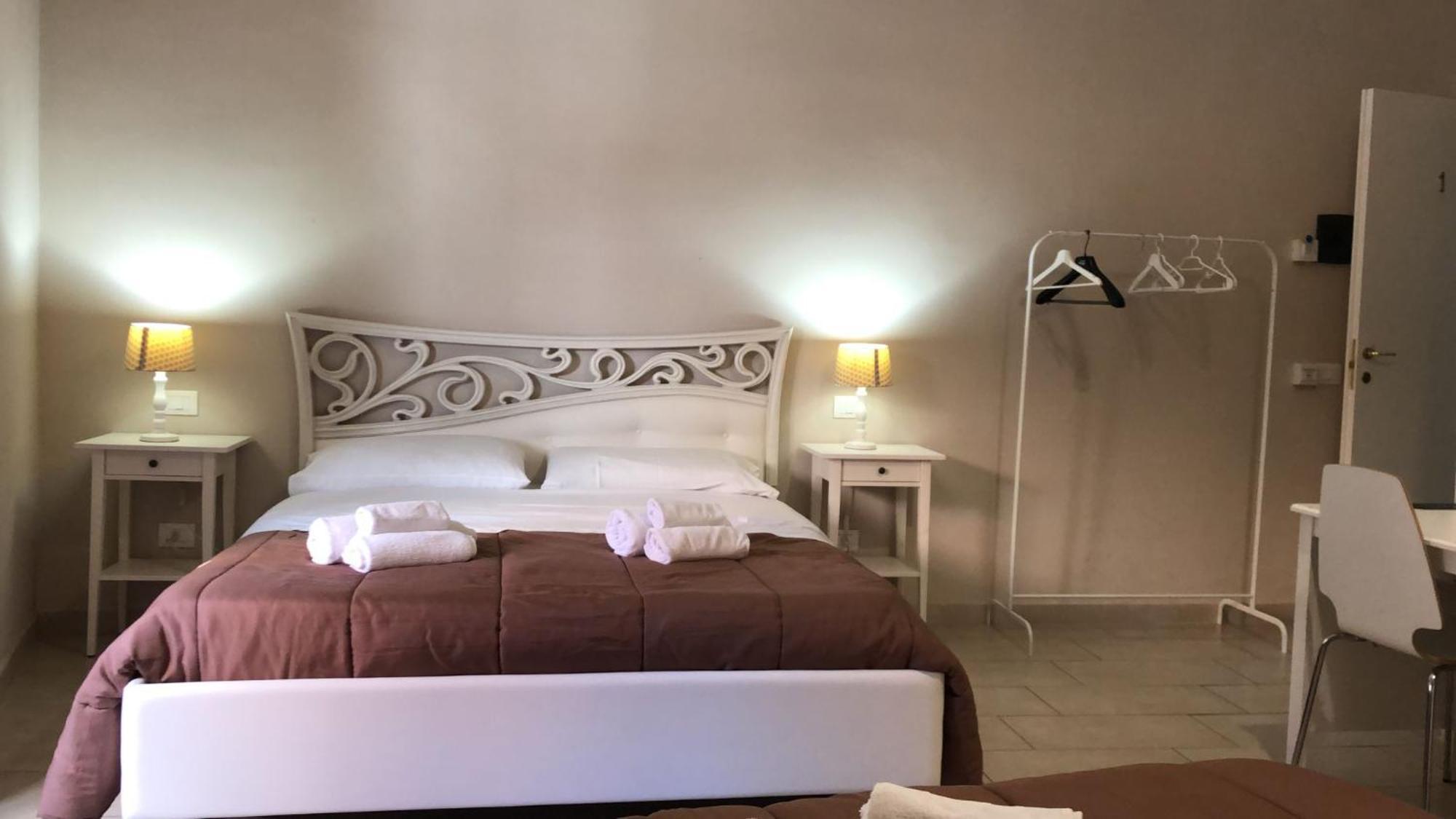 Fuoco Dell'Etna Hotel Catania Bagian luar foto